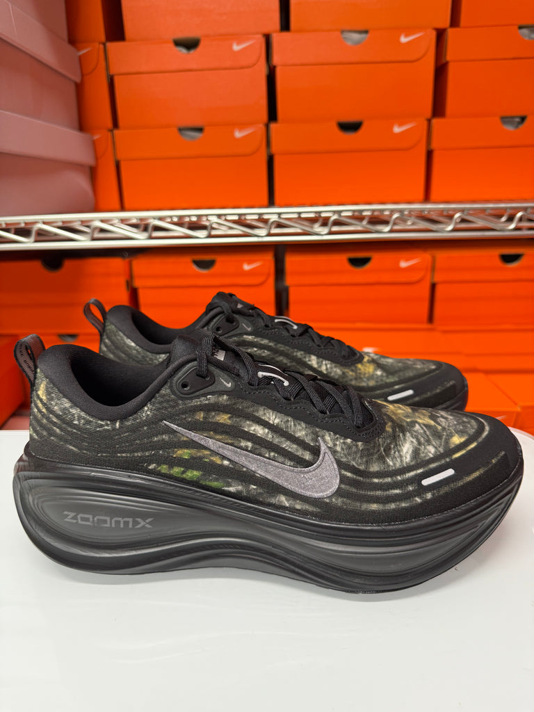 Nike Men's Vomero Plus Shoes Realtree Camo Black IM3985-001