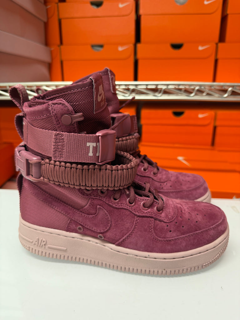 Nike Women's SF Air Force 1 Shoes Force is Female Vintage Wine AJ1700-600