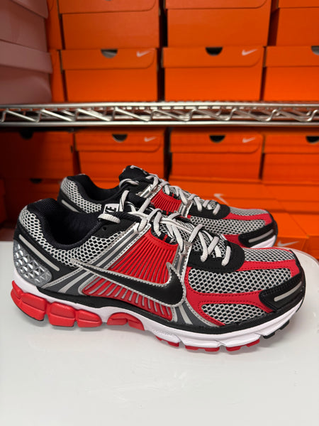 Nike Men's Zoom Vomero 5 Shoes Red Silver Black HV0926-095