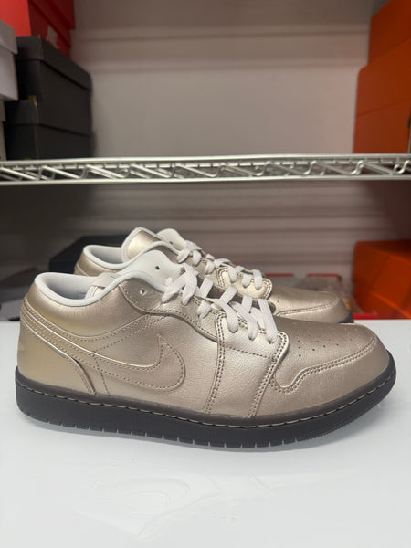 Nike Women's Air Jordan 1 Low SE Shoes Metallic Zinc HQ3529-099