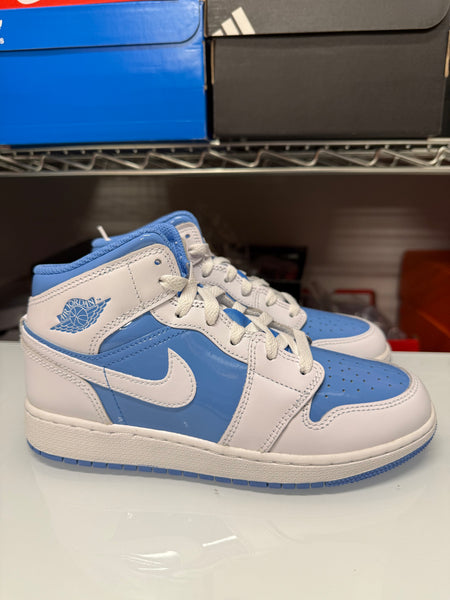 Nike Kids (GS) Air Jordan 1 Mid SE Shoes White Legend Blue FZ3933-114
