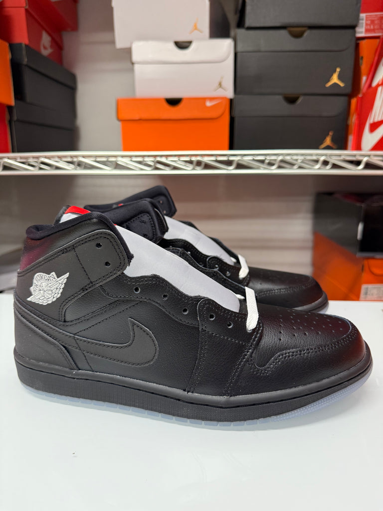 Nike Men's Air Jordan 1 Mid SE Black Metallic Reimagined HV5177-010