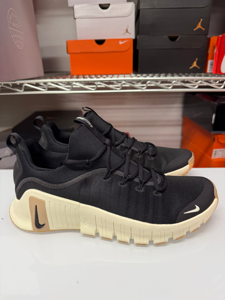 Nike Men's Free Metcon 6 Shoes Black Coconut Milk FJ7127-010
