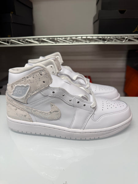 Nike Men's Air Jordan 1 Mid SE Shoes Distressed White Silver IR2271-100
