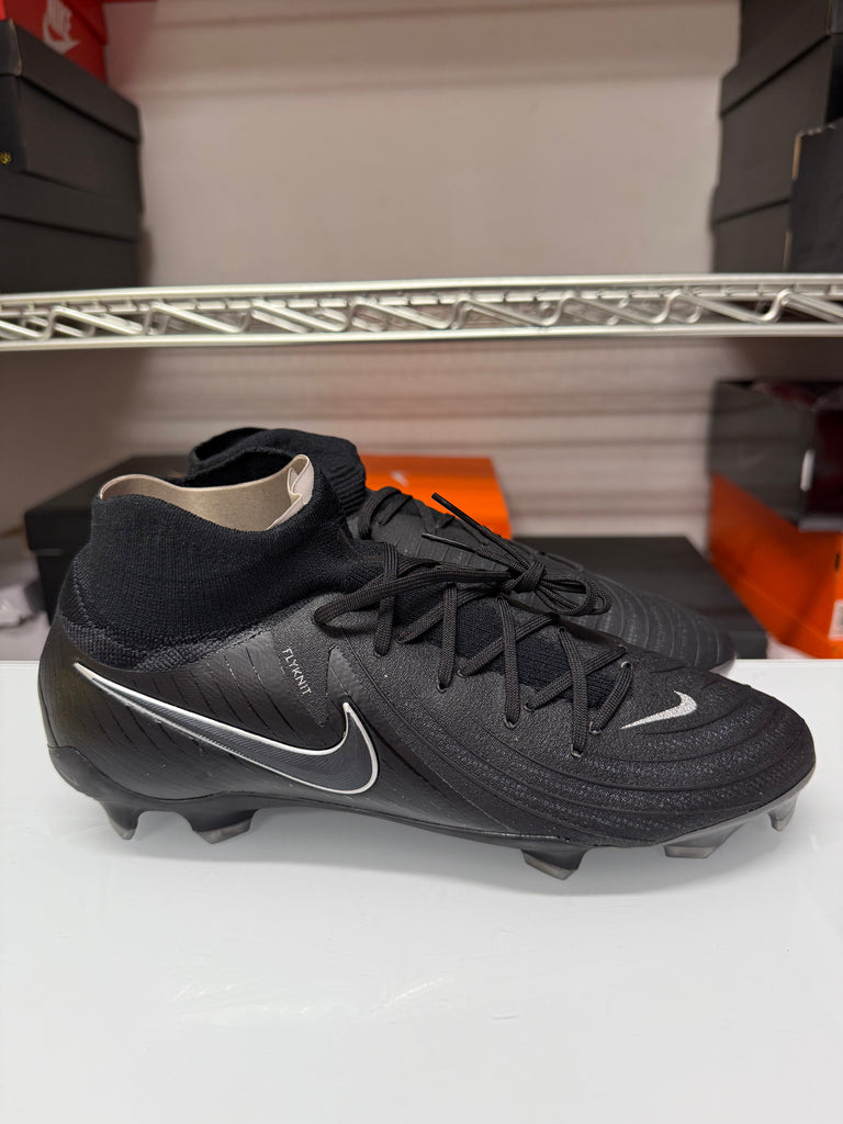 Nike Men's Phantom Luna 2 Pro FG Cleats Shadow Pack FJ2575-001