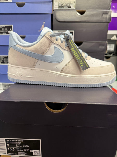 Nike Men's Air Force 1 '07 LV8 Light Bone Armory Blue FQ8714-005
