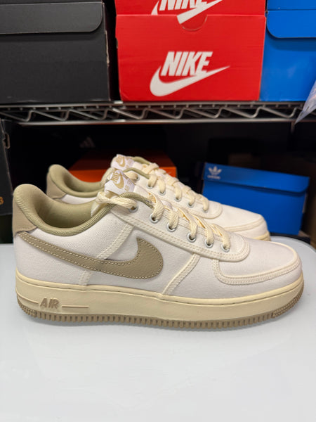 Nike Women's Air Force 1 '07 Shoes Sail Limestone HF4263-133