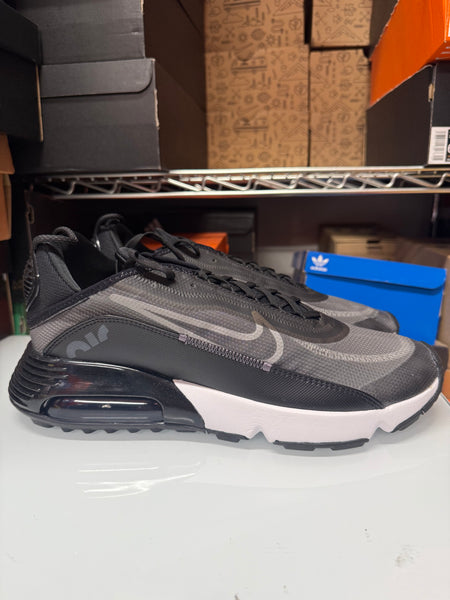 Nike Men's Air Max 2090 Shoes Black White Grey CW7306-001