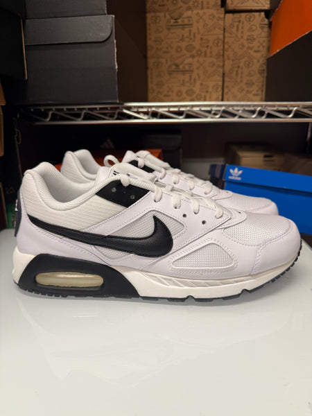 Nike Men's Air Max Ivo Shoes White Black 580518-106