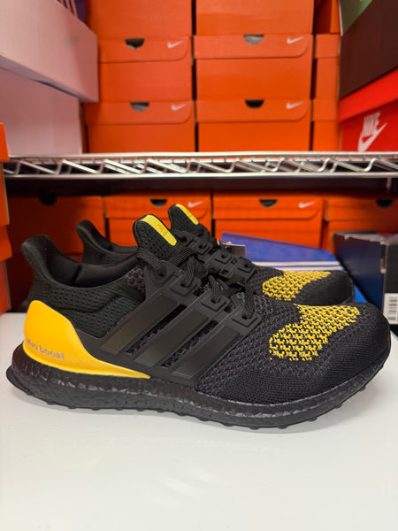 Adidas Men's Ultraboost 1.0 Shoes Black Yellow Volt JQ2273
