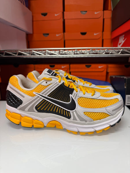 Nike Men's Zoom Vomero 5 Shoes White Black Yellow FB9149-002
