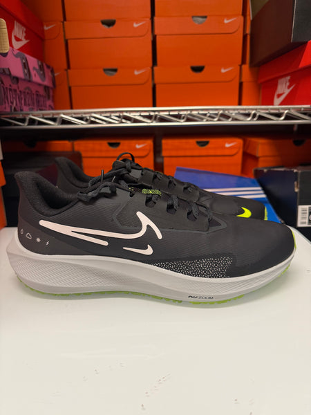Nike Men's Air Zoom Pegasus Shield Shoes Black Grey Volt DO7625-002