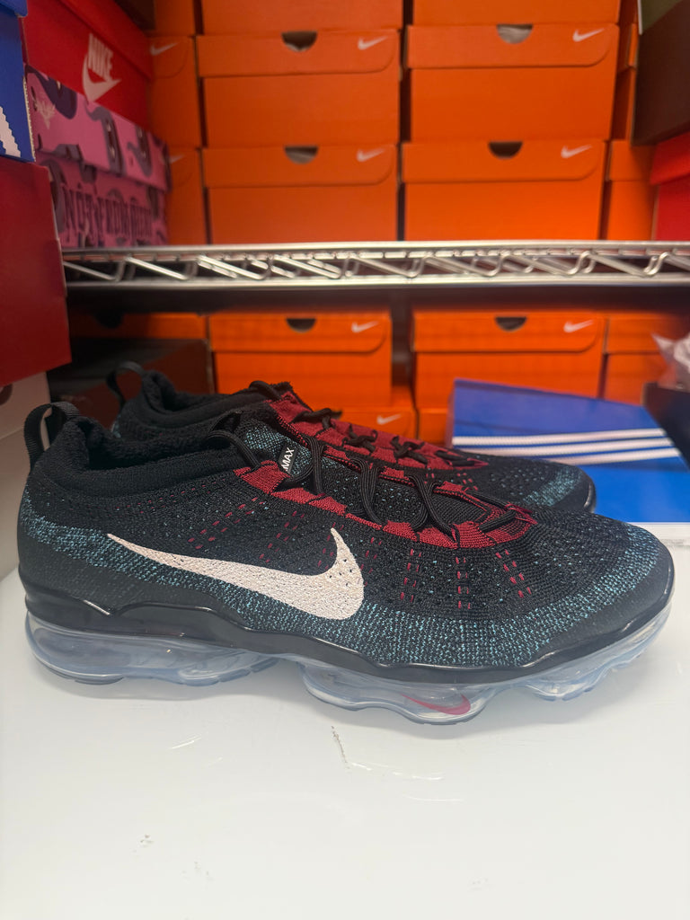 Nike Men's Air Vapormax 2023 Flyknit Shoes Black White Red DV1678-012