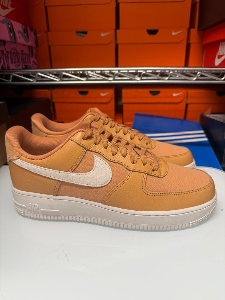 Nike Men's Air Force 1 '07 LX Shoes Amber Brown Phantom DV7186-200