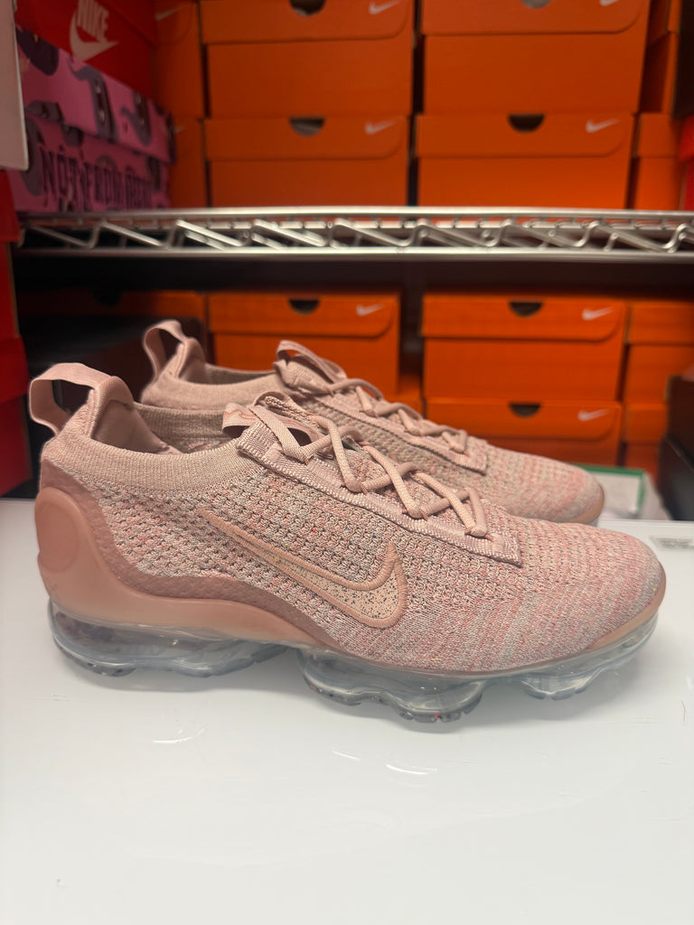 Nike Women's Air Vapormax 2021 Flyknit Shoes Pink Oxford DJ9975-600