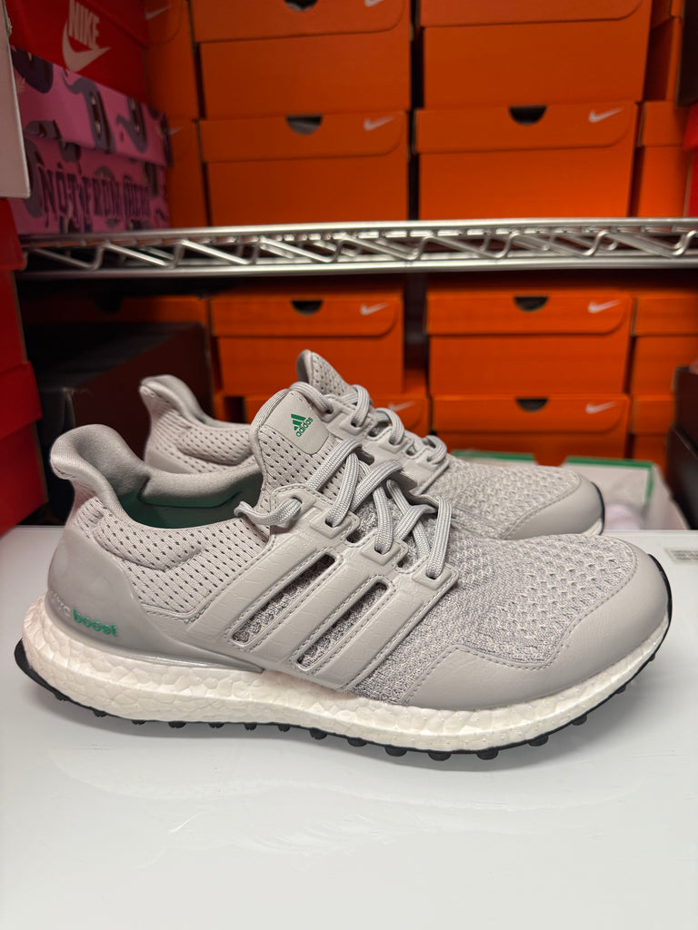 Adidas Men's Ultraboost Spikeless Golf Shoes Grey Green White GV6922