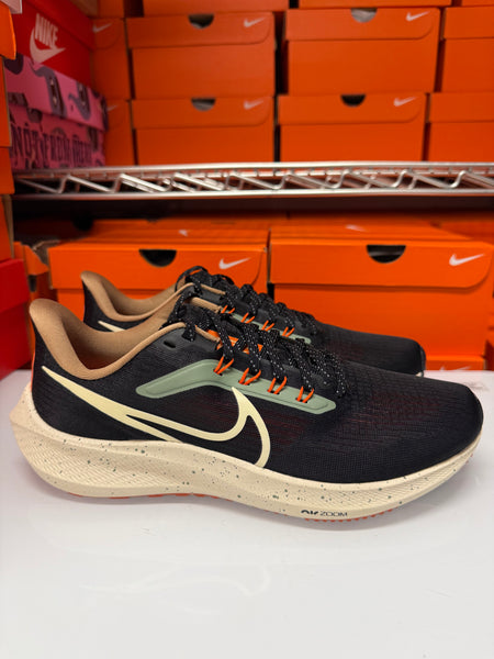 Nike Men's Air Zoom Pegasus 39 Shoes Black Coconut Orange DX6039-071