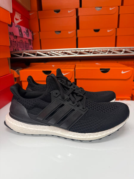 Adidas Men's Ultraboost 5.0 DNA Shoes Black White GV8746