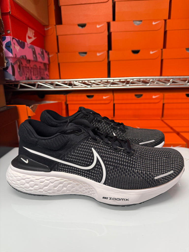 Nike Men's ZoomX Invincible Run Flyknit 2 Shoes Black White DH5425-001
