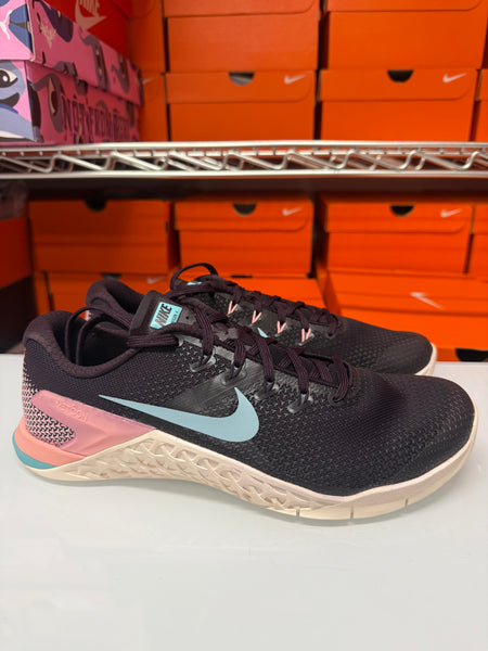 Nike Women's Metcon 4 Shoes Burgundy Green Sail 924593-632