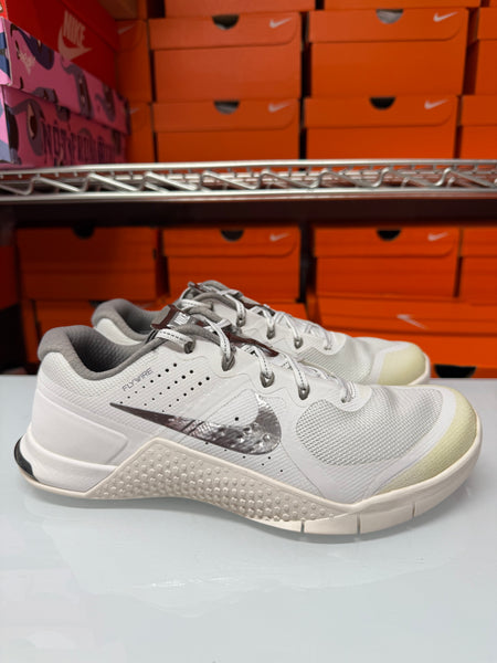 Nike Women's Metcon 2 Shoes Summit White Pewter 821913-103