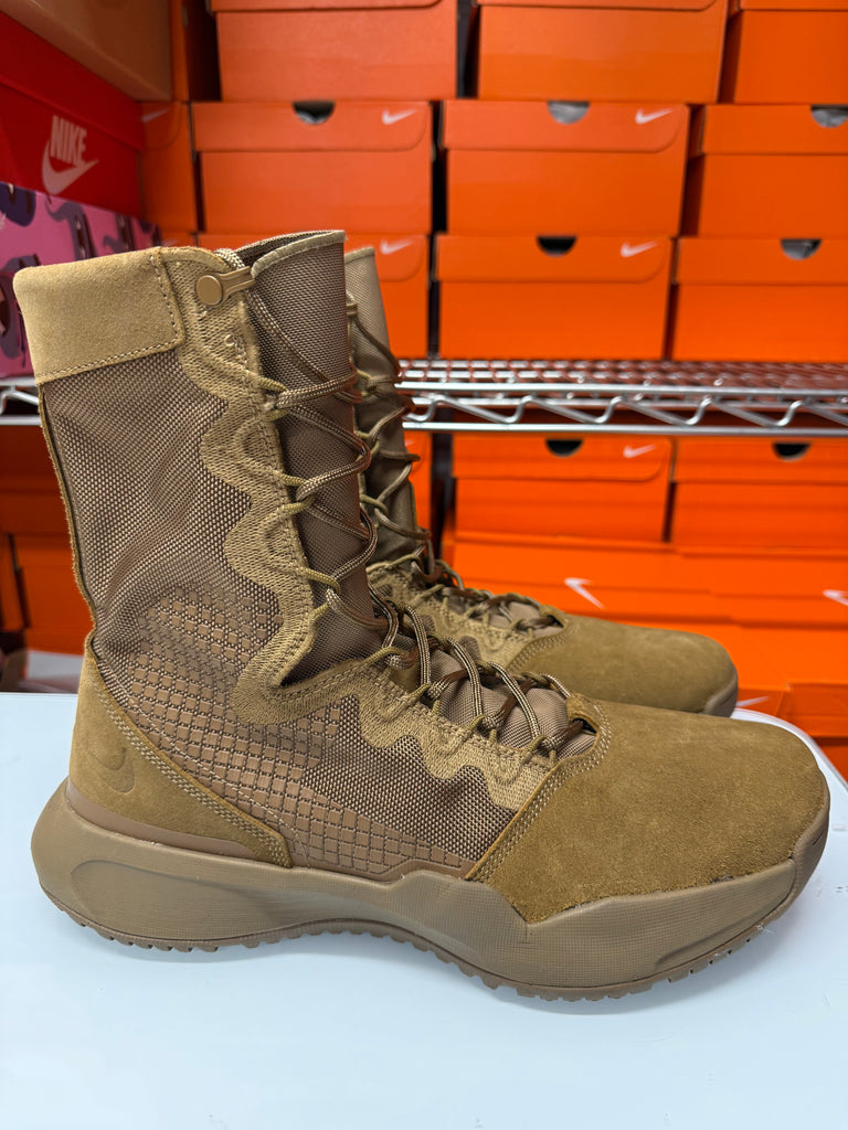 Nike Men's SFB B1 Shoes Coyote Beige DD0007-900