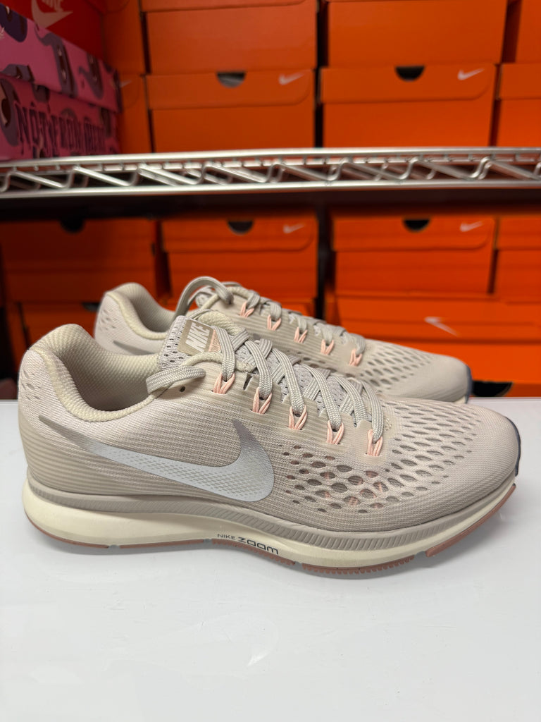 Nike Women's Air Zoom Pegasus 34 Shoes Light Bone Grey 880560-004