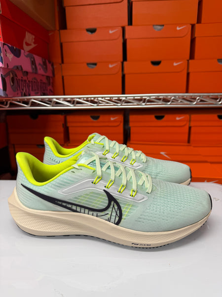 Nike Men's Air Zoom Pegasus 39 Shoes Green Black DH4071-301
