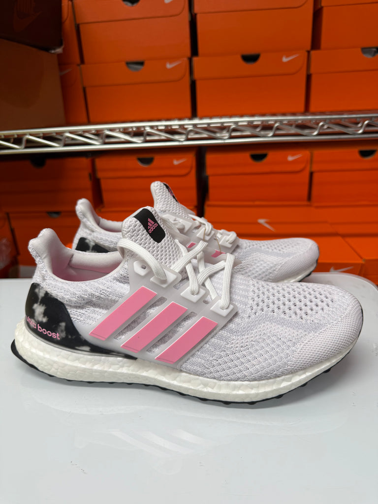 Adidas Women's Ultraboost 5.0 DNA Shoes White Black Pink HP2479