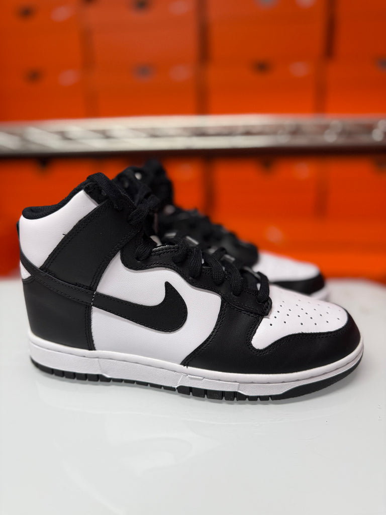 Nike Women's Dunk High Shoes Black White DD1869-103