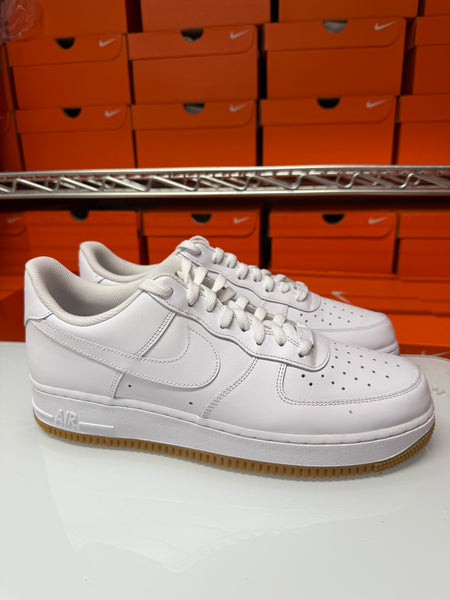 Nike Men's Air Force 1 '07 Shoes White Gum Brown DJ2739-100