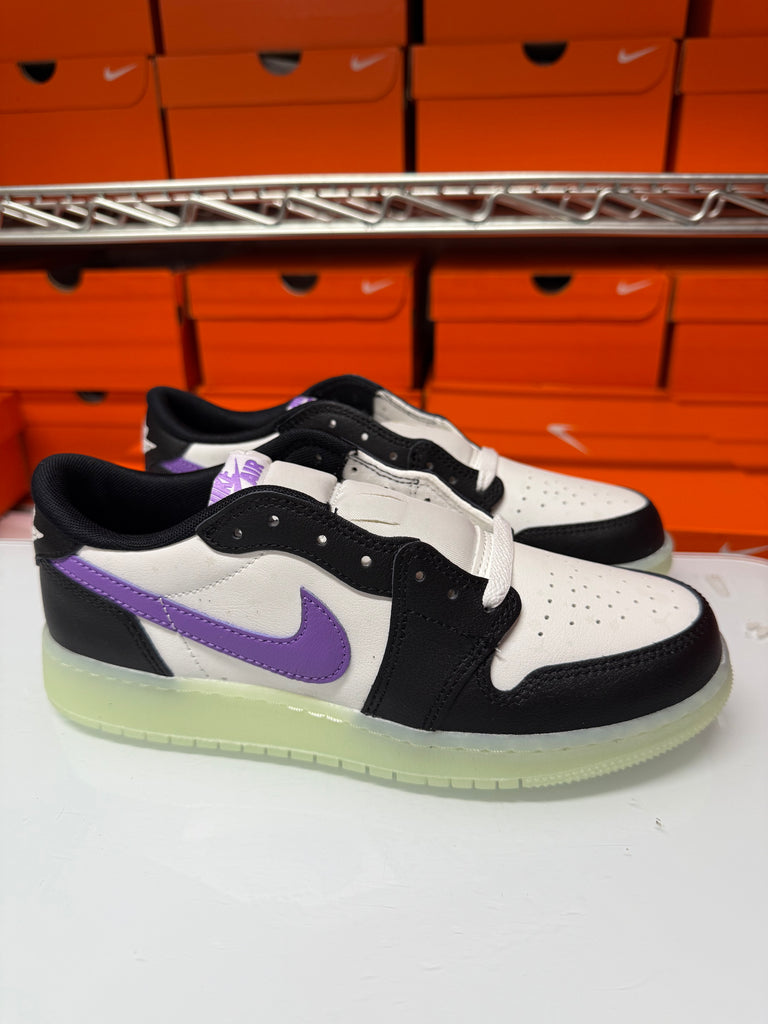 Nike Kids (GS) Air Jordan 1 Retro Low OG Shoes Black Raspberry HF0410-001