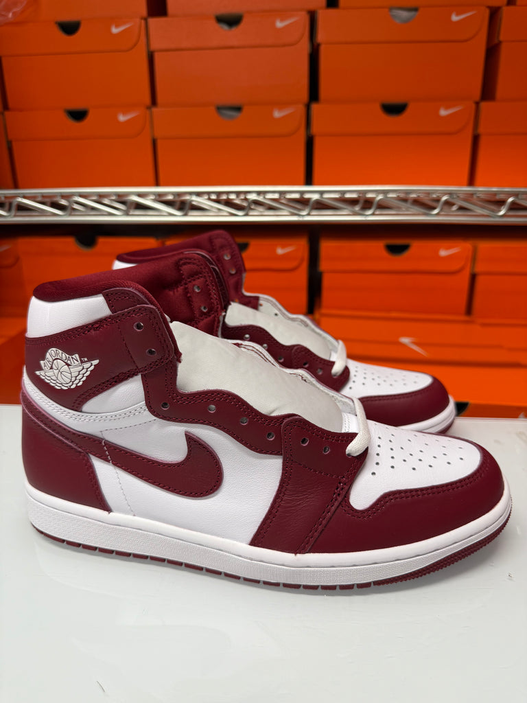 Nike Men's Air Jordan 1 Retro High OG Shoes Team Red DZ5485-160